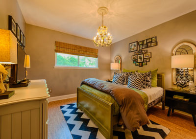 Vintage Feel Guest Room